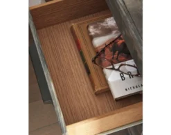 Ashley Wynnlow 4-Piece Queen Poster Bedroom Set 9 Ashley Wynnlow 4-Piece Queen Poster Bedroom Set -Ashley ASHY462809 C