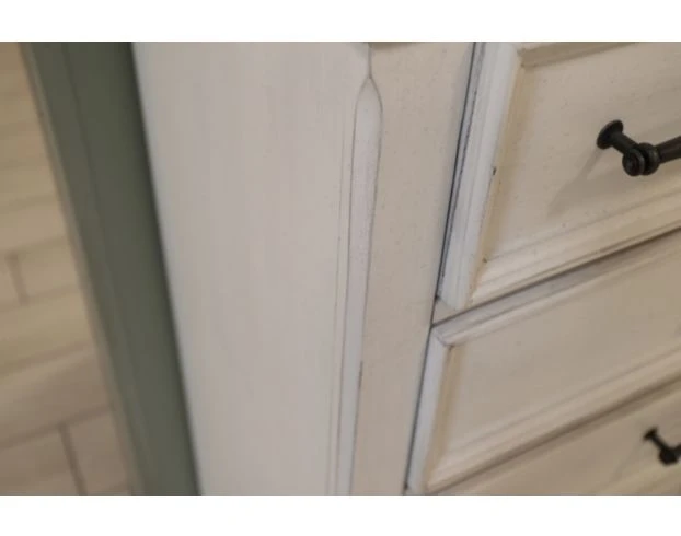 Ashley Kanwyn 4-Piece Queen Bedroom Set 7 Ashley Kanwyn 4-Piece Queen Bedroom Set - Image 7