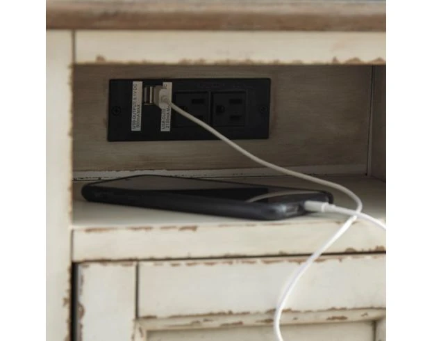 Ashley Realyn Chairside Table W/ Power Port 4 Ashley Realyn Chairside Table W/ Power Port - Image 4