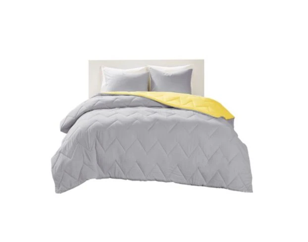 Hampton Hill Trixie Yellow 3-Piece Full/Queen Comforter Set 2 Hampton Hill Trixie Yellow 3-Piece Full/Queen Comforter Set - Image 2