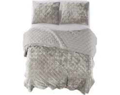 Levtex Umbria Velvet King Quilt